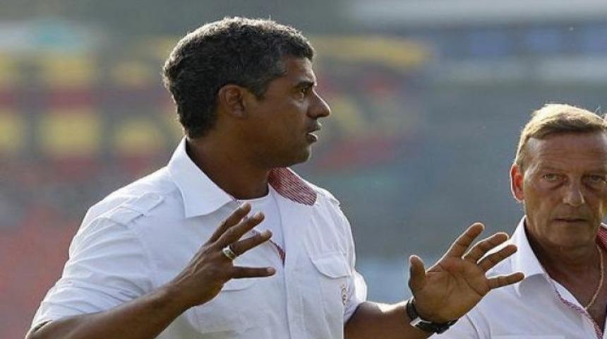 Se&ccedil;im kozu Rijkaard!