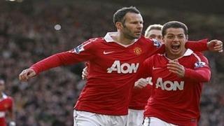 Giggs rekora koşuyor!