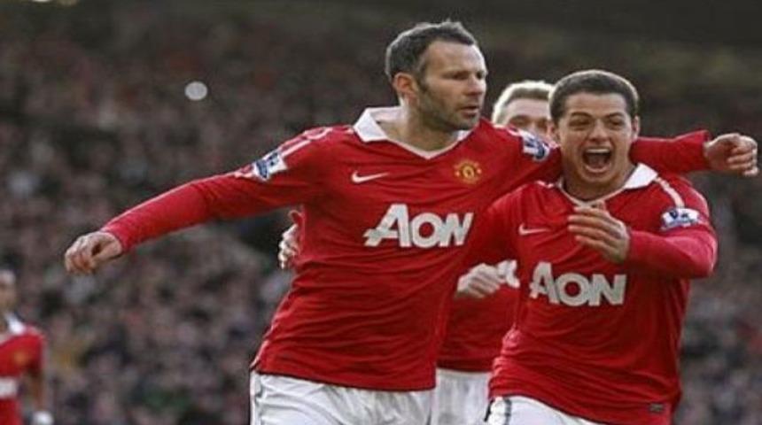 Giggs rekora koşuyor!