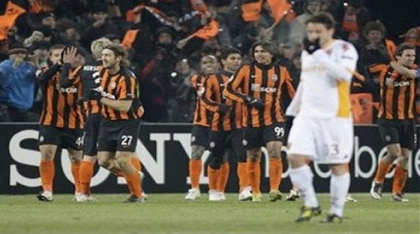 Lucescu Roma'yı yaktı, tarih yazdı! (Video)