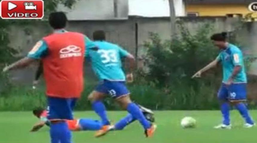 Ronaldinho, Deivid'le dalga ge&ccedil;ti! (İZLEYİN)