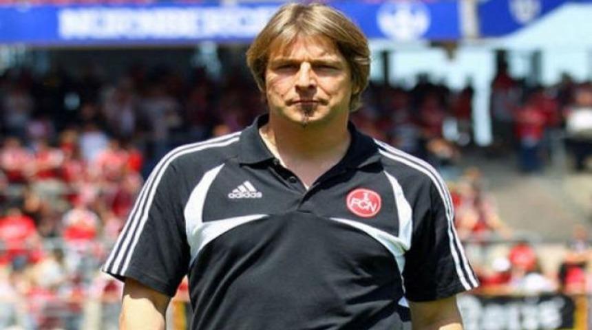 Hamburg'un yeni hocası...