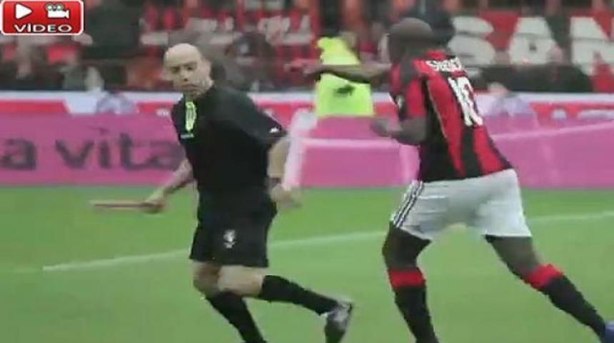 Seedorf hakemi yumrukladı (İZLEYİN)