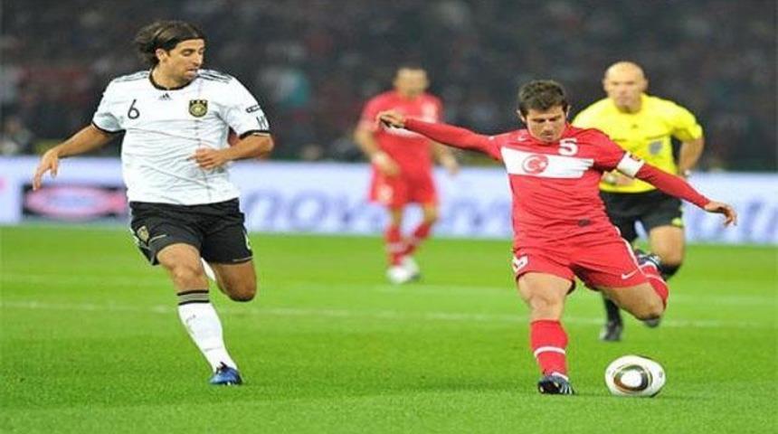 T&uuml;rkiye-Almanya ma&ccedil;ı biletleri satışa &ccedil;ıkıyor!