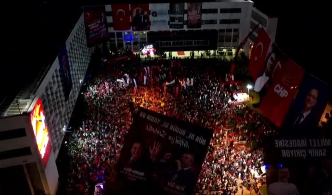 Baklava içindeki paralar gündem olmuştu! Özel den kumpas iddiası: "Onu bir ay boyunca eğittiler, elimizde görüntüler var" 1