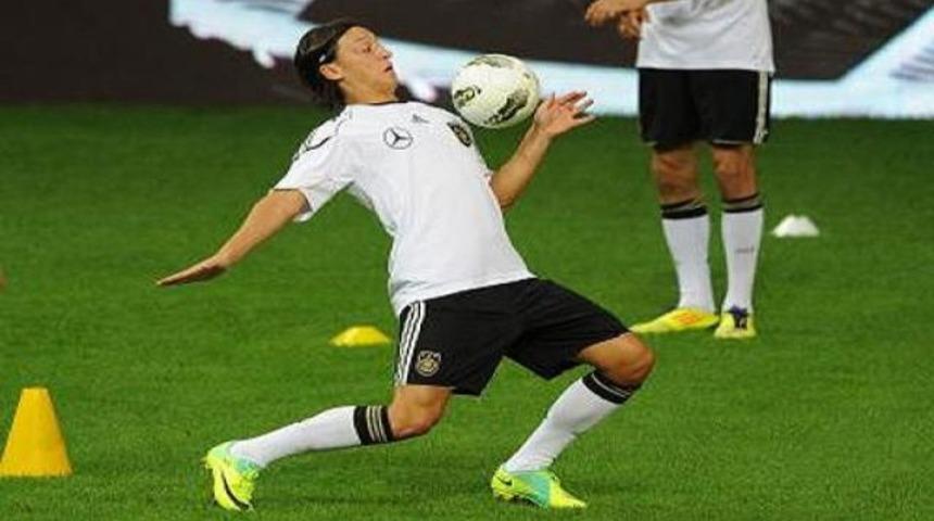 Almanlar'a ince ayar!