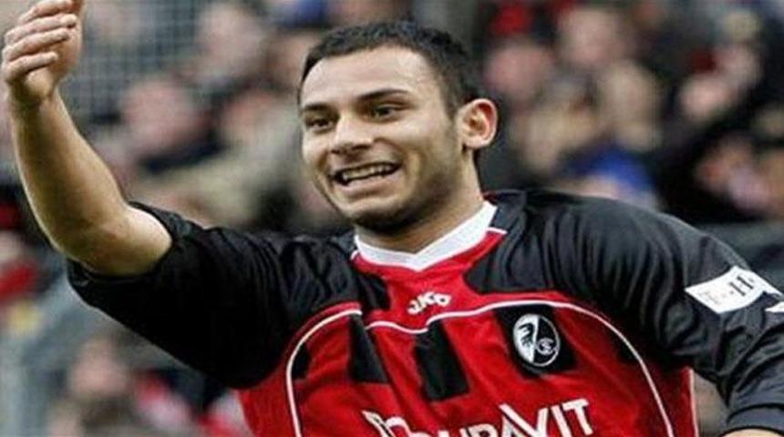 &Ouml;mer Toprak'a FIFA'dan izin!