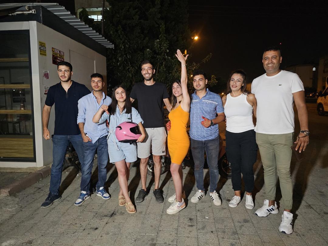 1200xauto Adana'da evlenme teklifi karakolda bitti! 14 yıllık sevgilisine hayatının şokunu yaşattı