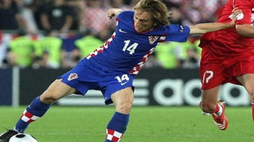 "Hen&uuml;z yolun yarısındayız"