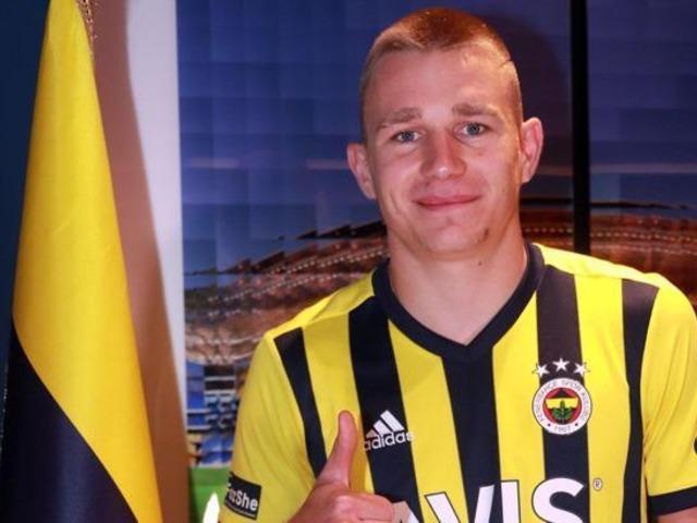 Fenerbahçe'de oynadığı dönemde taraftarın sevgilisiydi! Attila Szalai resmen geri döndü... İşte yeni takımı