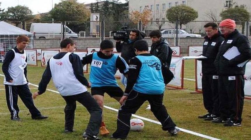 TRT ve Liverpool gen&ccedil; yeteneklerin peşinde!