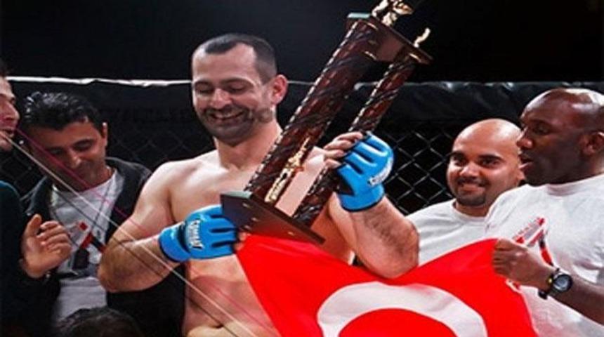 Kafesteki muhteşem T&uuml;rk!