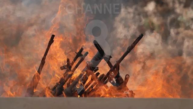 Terör örgütü PKK'nın silah bırakması dünyanın gündeminde! "Bölge için kilit bir adım"