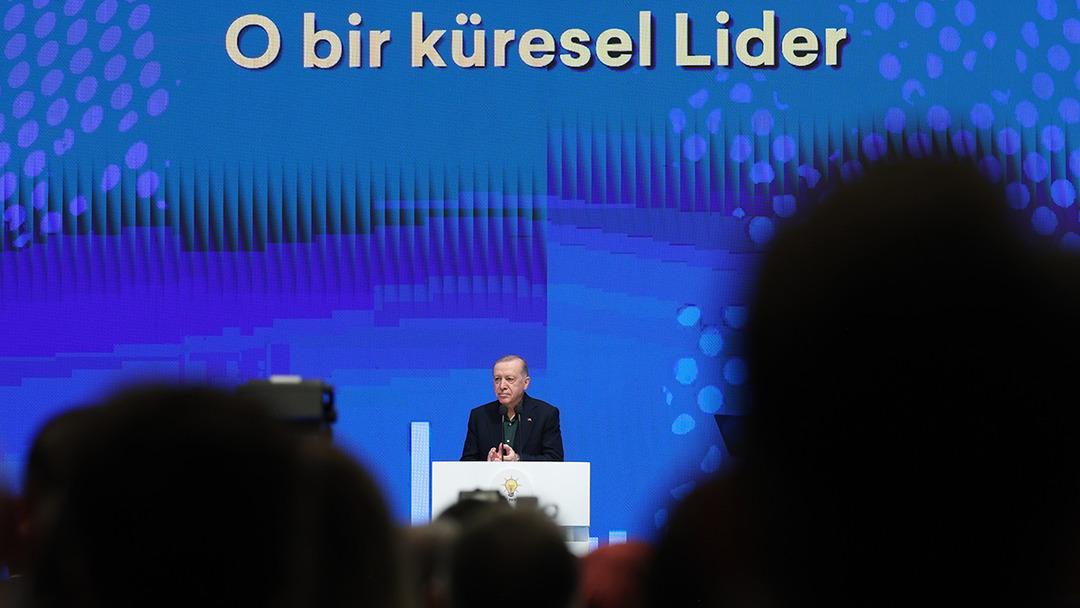 Erdoğan, "Terör belası sona erme sürecine girmiştir" diyerek vurguladı "Türkiye yüzyılı kapıları ardına kadar aralanmıştır" Dikkat çeken DEM Parti mesajı 2