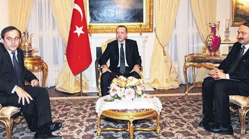 Platini'den T&uuml;rkiye'ye Euro 2020 s&ouml;z&uuml;!