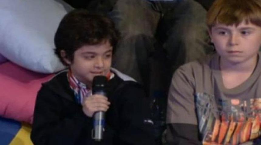 Herkes bu &ccedil;ocuğu konuşuyor! (İZLEYİN)