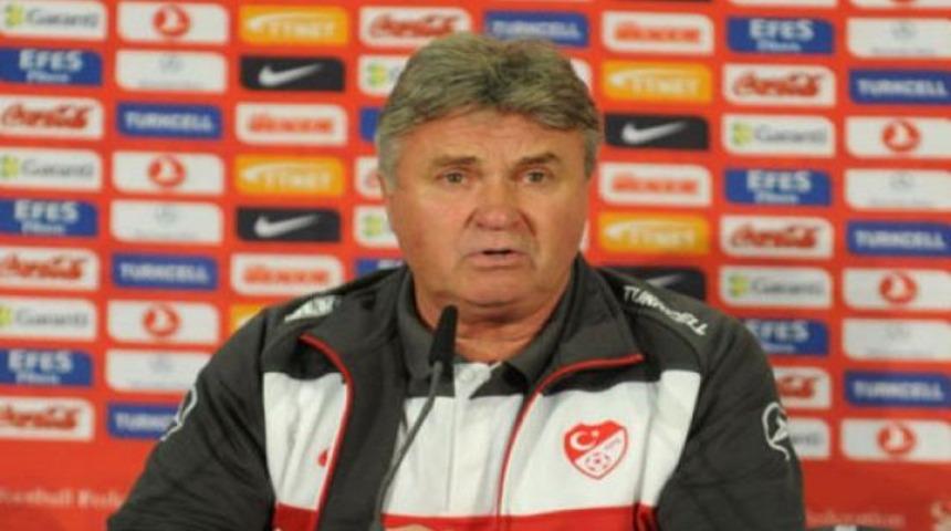 Hiddink'e meclis bile dokunamadı!