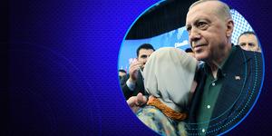 Emine Erdoğan eşinin omzunda gözyaşlarına boğuldu