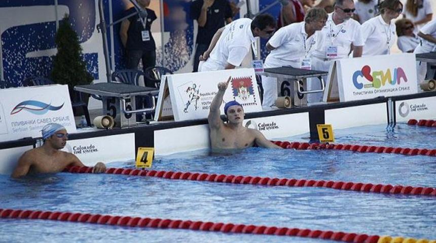 Ediz havuzdan bir altın bir de bronz madalya &ccedil;ıkardı