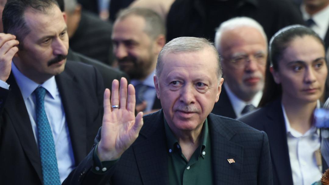 Cumhurbaşkanı Erdoğan ın bayrak çağrısına İstanbul dan yanıt geldi! AK Parti İl Başkanı paylaştı 1
