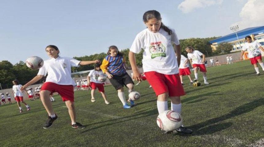 Futbolun k&ouml;y&uuml; kuruldu!