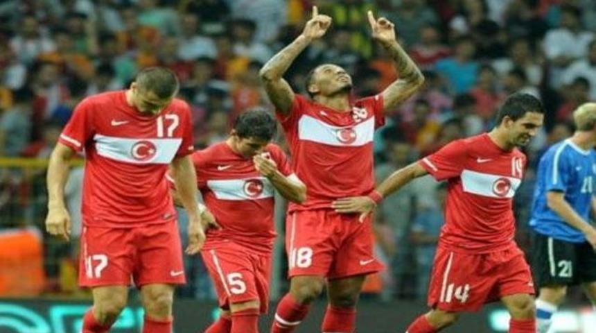 Milliler ilk yarıda bitirdi! (Video-Galeri)