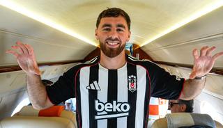 Orkun Kökçü transferinde çok ilginç olay! Eğilerek ayağını öptü