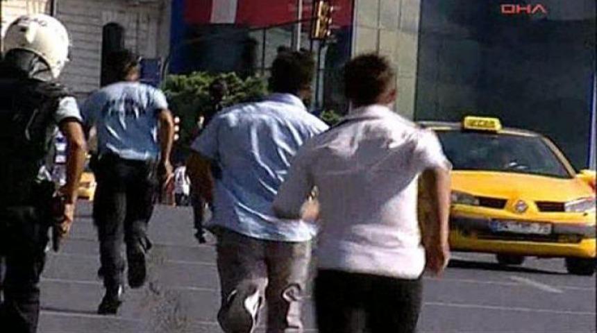 Fenerbah&ccedil;eliler Taksim'de!