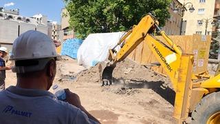 Doğalgaz borusu delindi, vatandaşlar büyük korku yaşadı