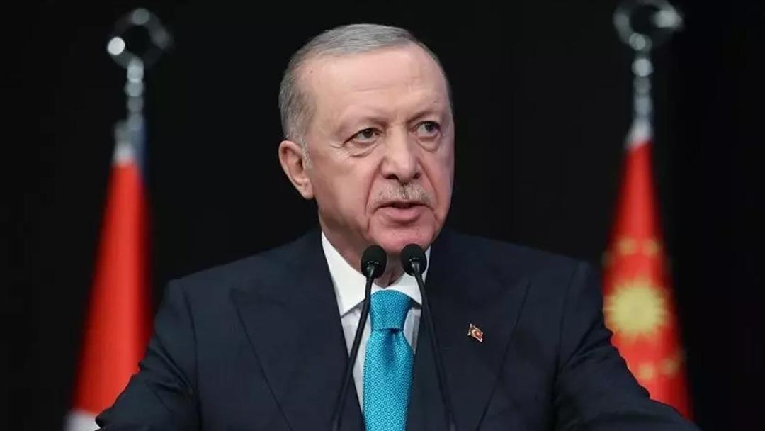 Cumhurbaşkanı Erdoğan şehit anne babalarına seslendi: "Acıları aşmak kolay olmayacak. Ama gençlerimiz hayatının baharında aramızdan ayrılmayacak"  2