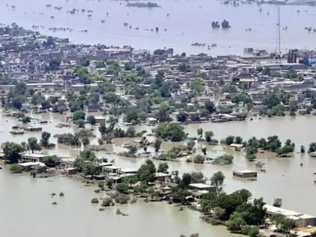 Pakistan'da muson yağmurları can aldı: 104 ölü