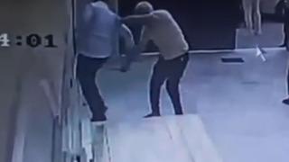 Yer: Mersin! Cami müezzini bacağından bıçaklandı