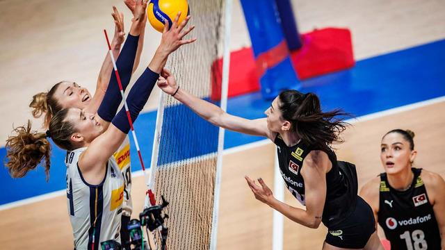 Filenin Sultanları İtalya'ya 3-2 mağlup oldu