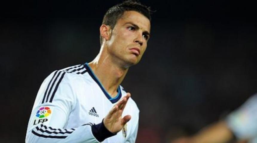 Ronaldo Fenerbah&ccedil;e ile g&ouml;r&uuml;şt&uuml;!