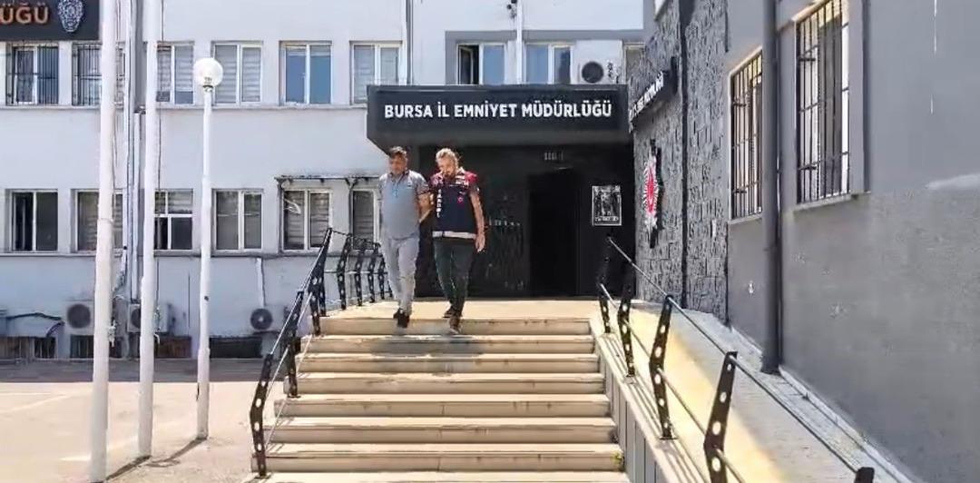 Kendisini kaymakam olarak tanıttı, sahte tören bile düzenlendi! 1