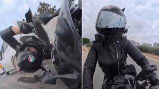 Motosikletin trafik ışıklarında bekleyen minibüse çarptığı kaza kamerada