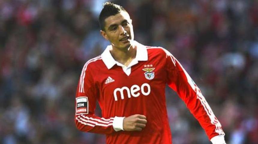 Cardozo'dan Fener'i üzecek haber!