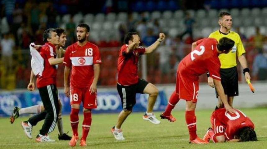 Şampiyonluk avu&ccedil;larımızdan u&ccedil;tu gitti