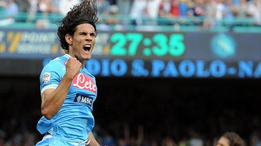 Cavani Chelsea ile anlaştı