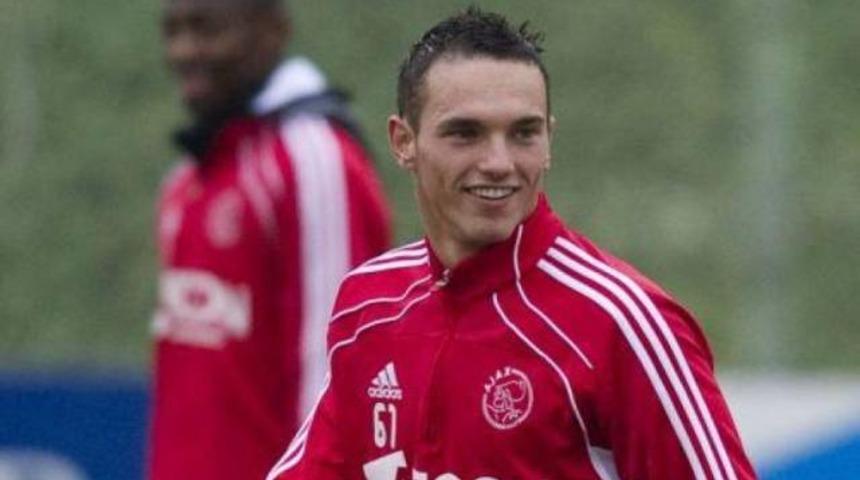 Sneijder'in kardeşi S&uuml;per Lig'e geliyor!