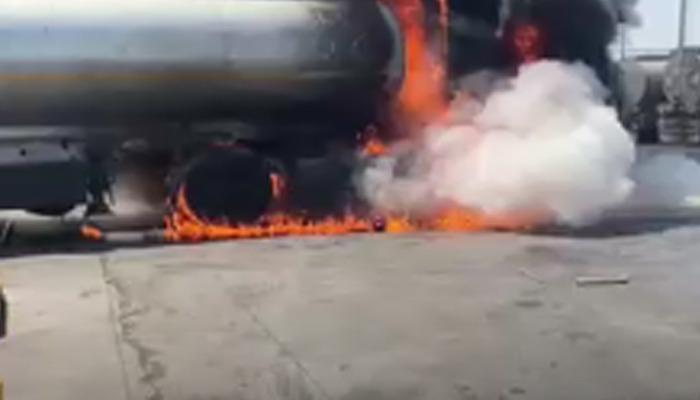 20587019-700x400 Şırnak’ta akaryakıt yüklü tanker, alev alev yandı