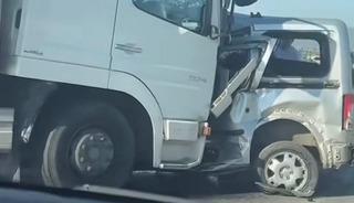 Tırla çarpışan otomobil sürücüsü hayatını kaybetti