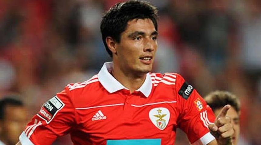 Fenerbah&ccedil;e'den Cardozo a&ccedil;ıklaması!