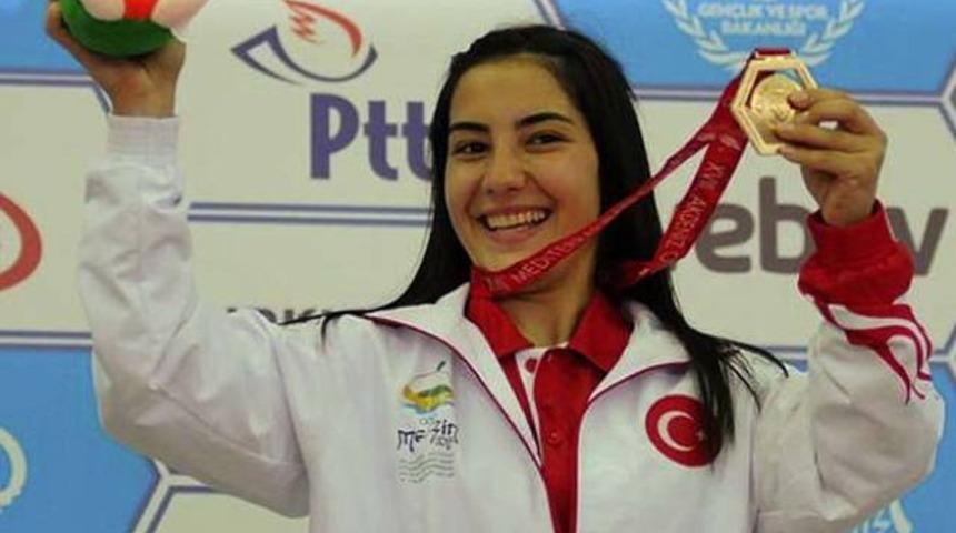 Deniz Demir bir gurur daha yaşattı!