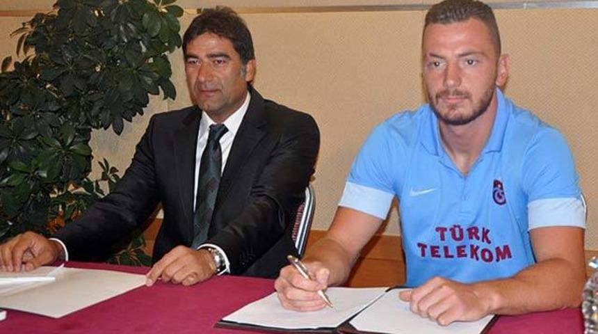  Aykut Demir'den 5 yıllık imza