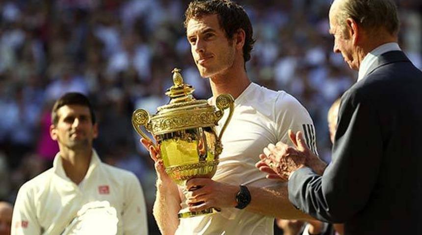 "Sir" Andy Murray 