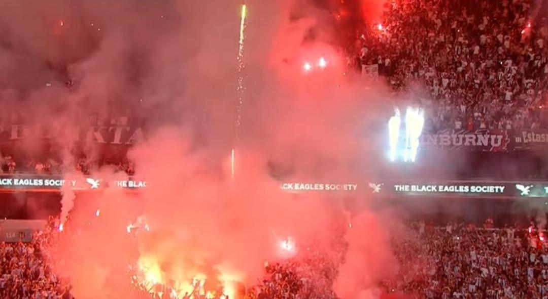 SON DAKİKA: Beşiktaş ın yeni transferi Orkun Kökçü nün Tüpraş Stadyumu nda imza töreni düzenlendi... 4