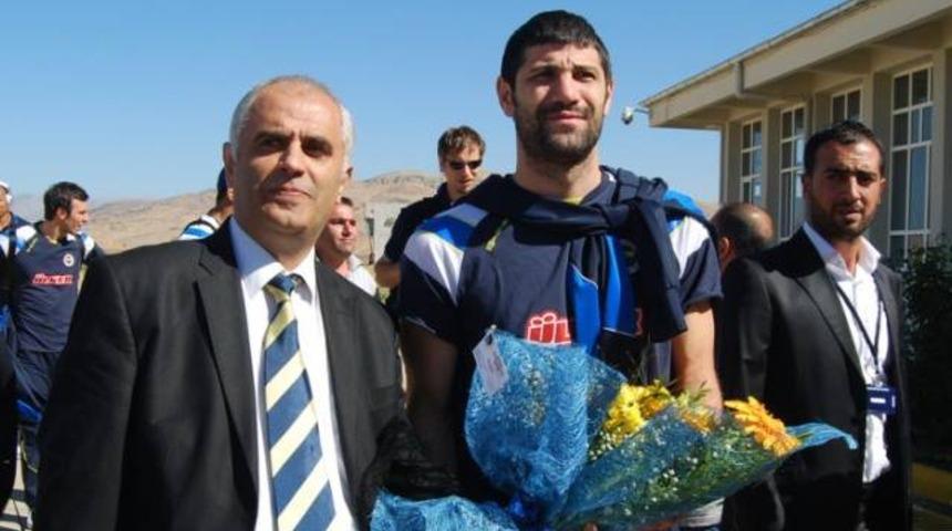 Ömer Onan imzayı attı!