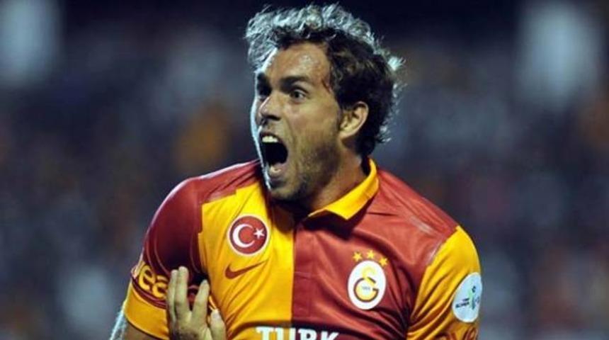 Elmander: Real Madrid ma&ccedil;ını izlerken g&ouml;zlerim doldu