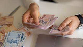 Kredi ve kredi kartı borcu olan herkesi ilgilendiriyor! Yapılandırmada merak edilen borç, faiz oranı, taksit ve vade detayları